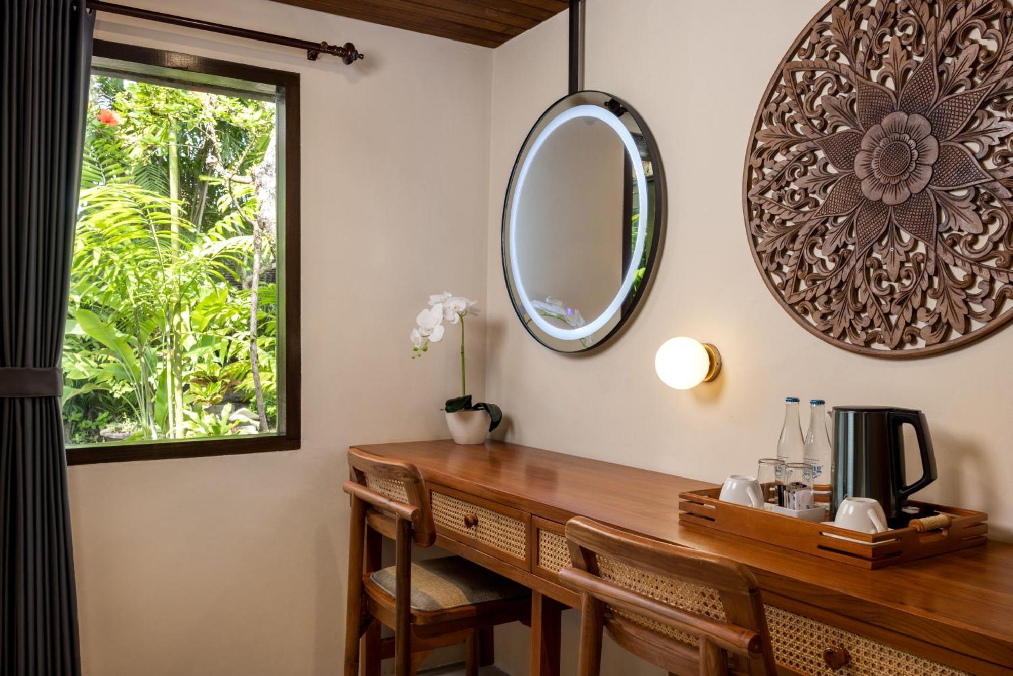 Hotel Tonys & - Bali 4*