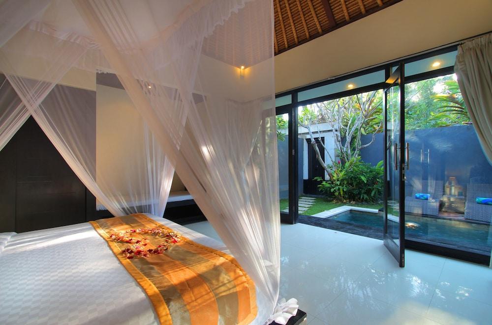 Tonys & - Bali 4*